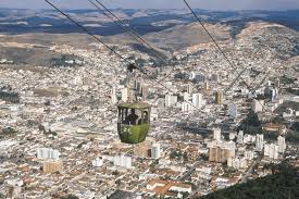 Poços de Caldas, a cidade mais populosa do Sul de Minas com mais de 220 mil habitantes
