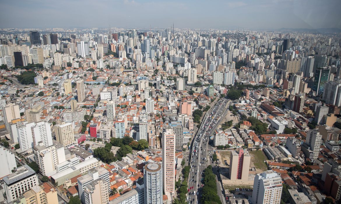 São Paulo tem o maior número de pessoas infectadas e de mortes no Brasil pelo coronavírus