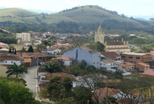Piraanguinho, Capital Nacional do Pé-de-Moleque, no Sul de Minas, próximo a Itajubá