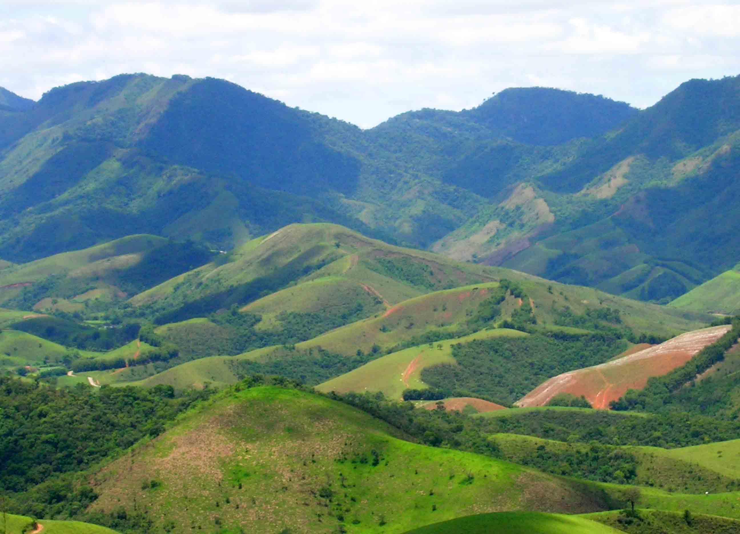 Lindas paisagens de Montanhas circundam todo o Sul de Minas, com Rios e belas cachoeiras